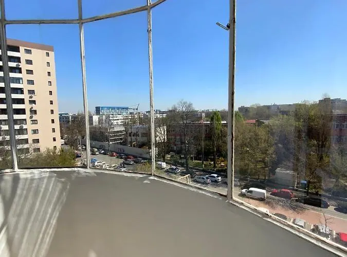 Le Garcon De Adi-cosy,quiet,spatious *