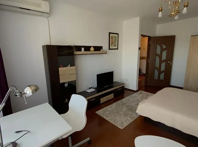 Le Garcon De Adi-cosy,quiet,spatious