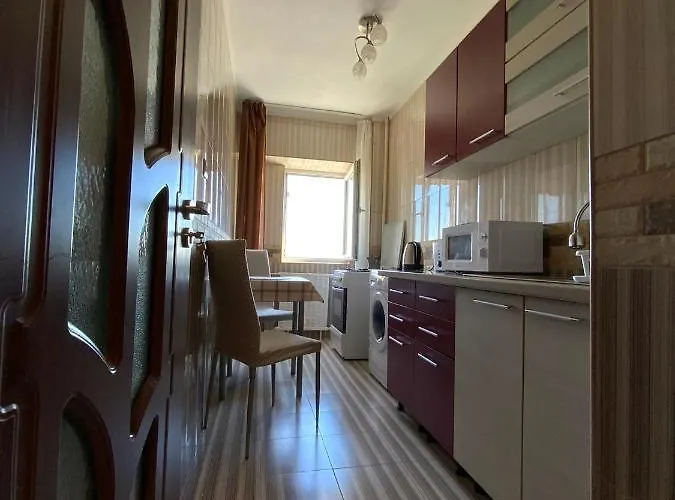 Le Garcon De Adi-cosy,quiet,spatious Апартаменти *